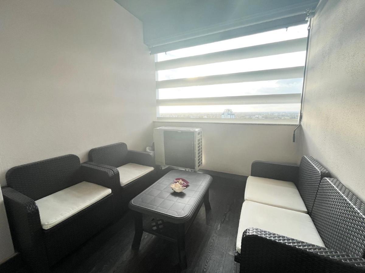 Elegante Bilocale Torre Pontina Appartement Latina Buitenkant foto